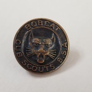 Vintage BOBCAT Cub Scouts BSA Boy Scouts of America Brass Tone Lapel Pin